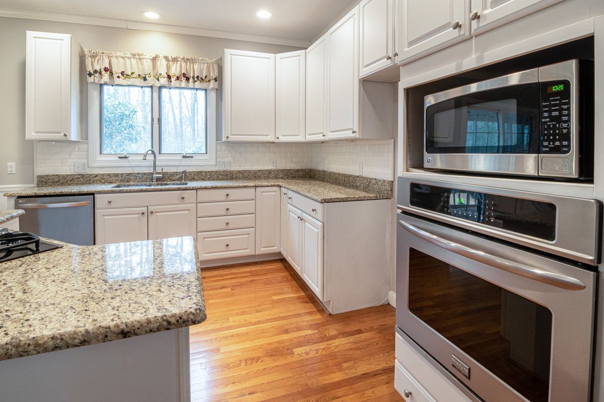 Microwave Repair service in Naperville, IL