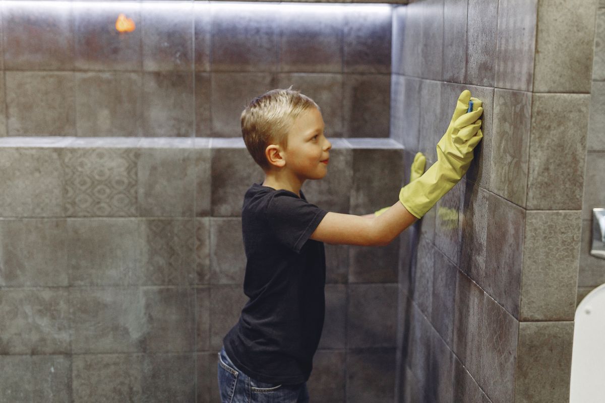 Bathroom Cleaning in Seattle